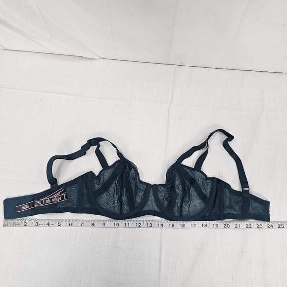 Victoria's Secret Very Sexy Sheer Mesh Unlined Bra 32DD - Picture 7 of 8